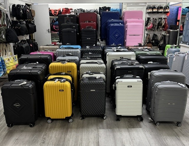 Premium hardside spinner luggage collection